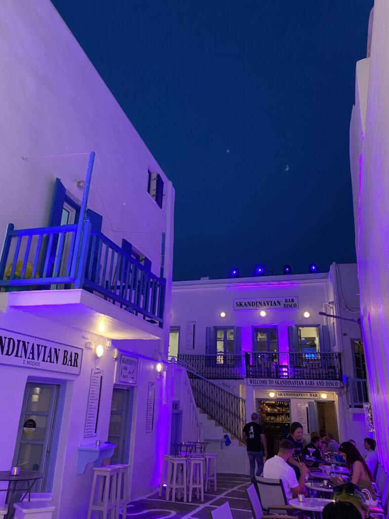 Scandinavian bar, Mykonos, Grèce